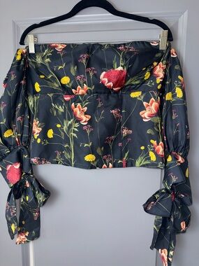 Mother of Pearl London Floral Off Shoulder Crop Top Tie Sleeve Black Multicolor